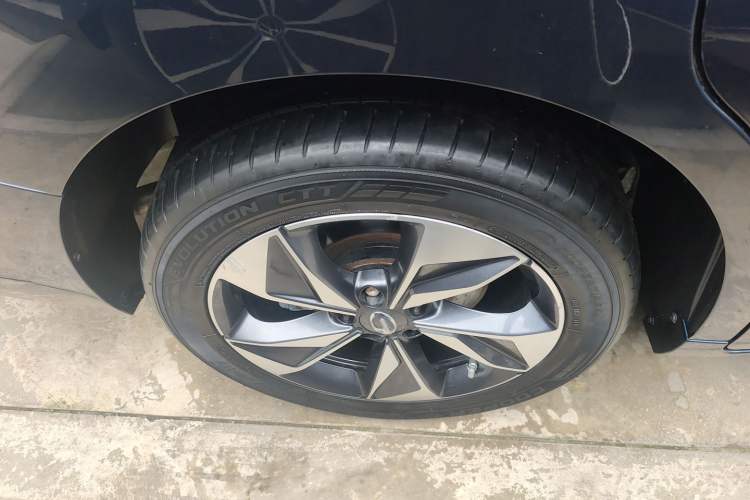 Used GAC Trumpchi M6 2021 270T DCT Luxury Edition (6-seater)
