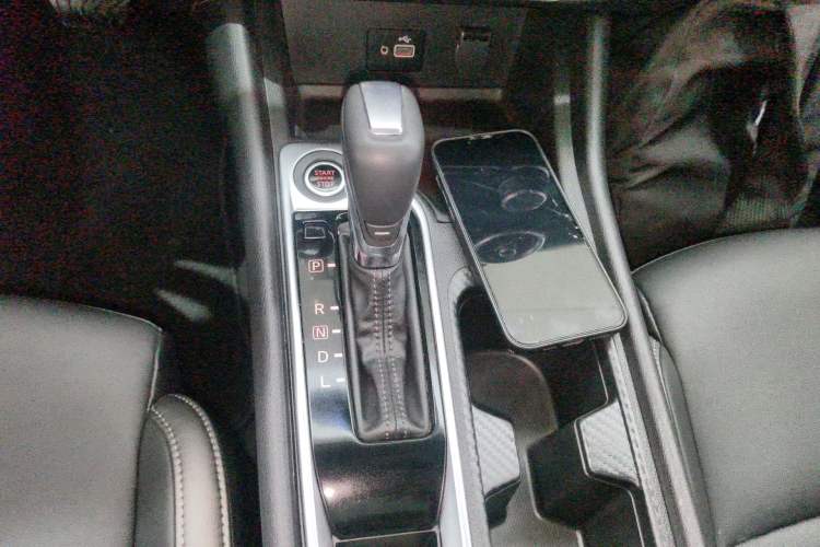 Used Nissan Sylphy 2020 Revised 1.6L XL CVT Enjoyment Edition Gear Lever