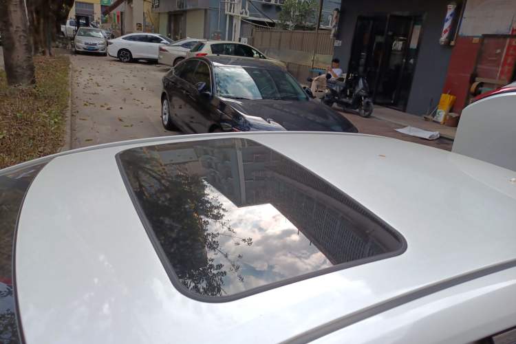 Used Toyota Levin 2022 Dual-Engine 1.8H E-CVT Luxury Edition
