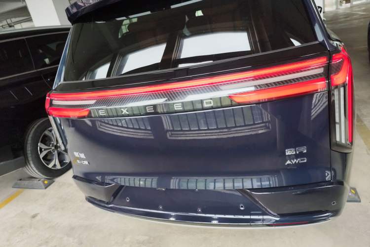 Used EXEED Lanyue C-DM 2025 180 Ultra-Long Range Ultra All-Wheel Drive 6-Seater