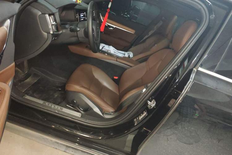 Used Volvo S90 2021 B5 Zhiyi Luxury Edition
