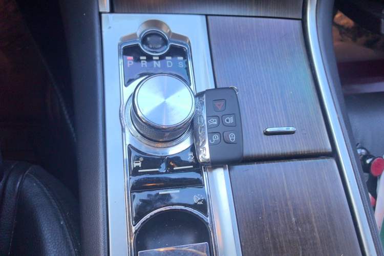 Used Jaguar XF 2015 XF 2.0T 80th Anniversary Collector's Edition