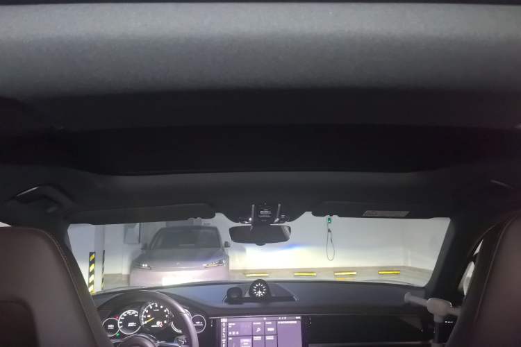 Used Porsche Panamera 2017 Panamera 4 E-Hybrid Executive Long Wheelbase 2.9T Headliner