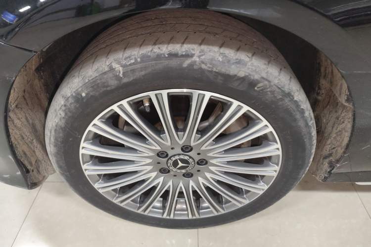 Used Mercedes-Benz E-Class 2020 Facelift E 260 L Sport Edition
