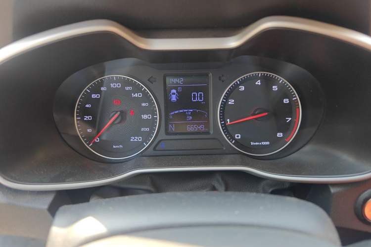 Used MG ZS 2018 1.5L Automatic Elite Edition China V Standard