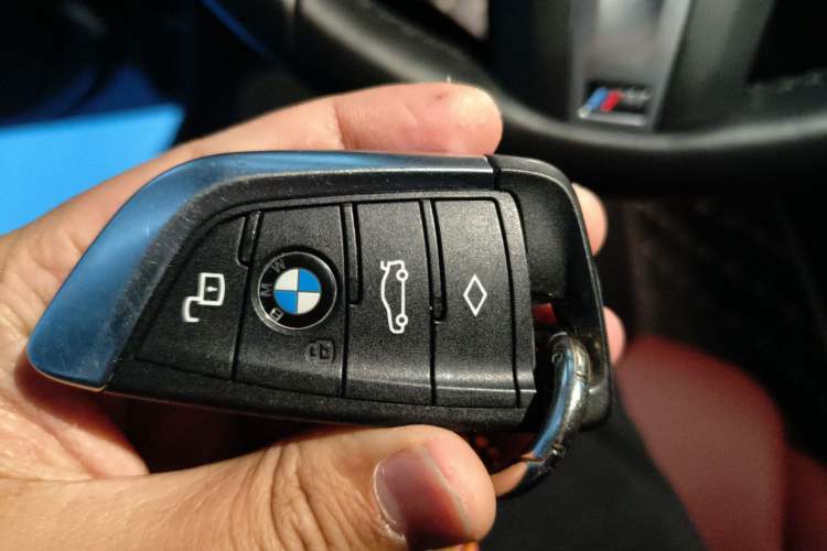 Used BMW i4 2023 eDrive35 Vehicle Key