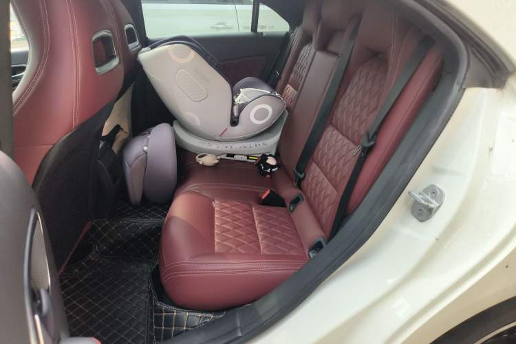 Used Mercedes-Benz CLA 2017 CLA 220 4MATIC
