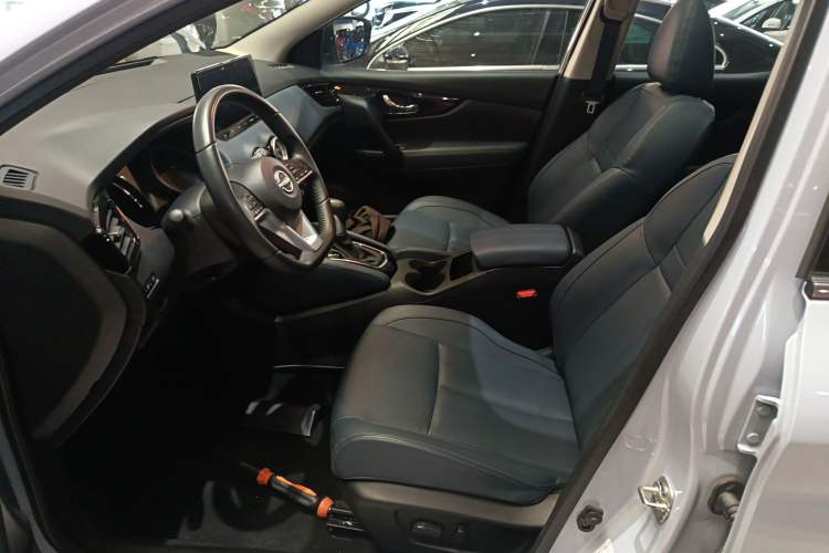 Used Nissan Qashqai 2023 Classic 2.0L CVT XV+ Leading Edition
