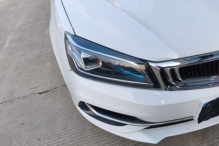 Used Geely Auto Emgrand 2019 Leading Edition 1.5L Manual Upward Asian Games Edition China VI