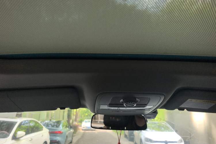 Used Roewe RX5 2018 20T Two-Wheel Drive Automatic Flagship Edition
