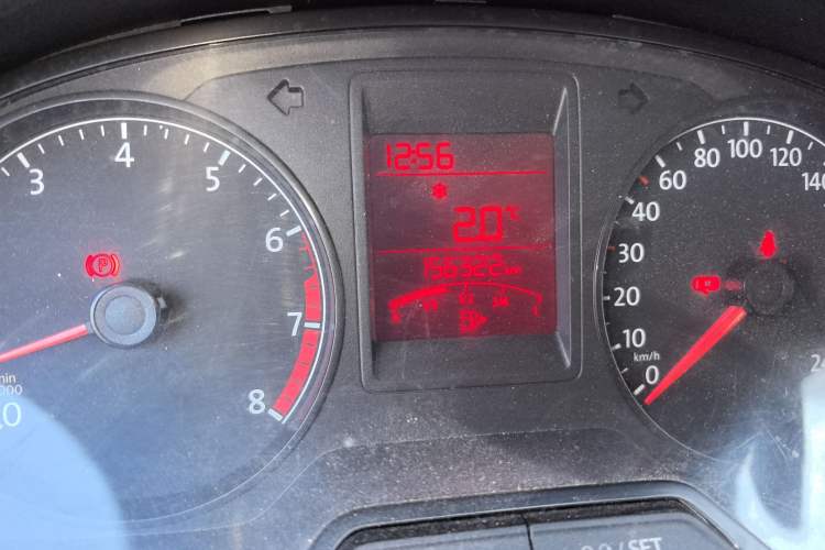 Used Volkswagen Jetta 2015 Value Edition 1.6L Manual Fashionable Style
