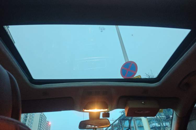 Used BMW 5 Series GT 2013 535i Elegant Edition Headliner