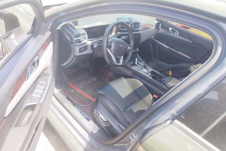 Used Lynk & Co 02 2019 High-Energy Edition 2.0T Automatic Two-Wheel Drive Pro Version China VI Standard
