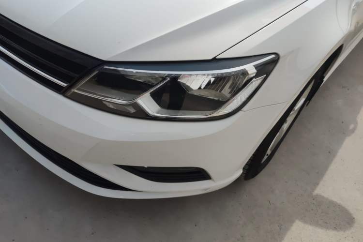 Used Volkswagen Lamando 2017 230TSI DSG Fashion Edition
