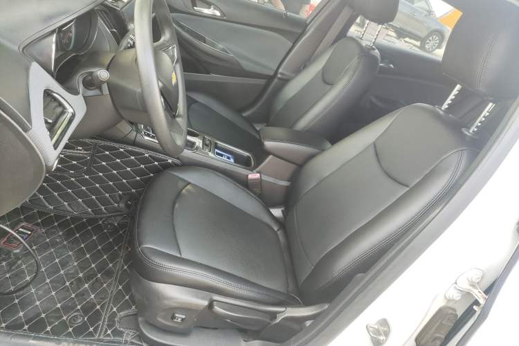 Used Chevrolet Cruze 2018 320 Automatic Pioneer Sunroof Edition