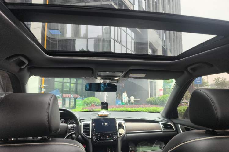 Used Honda UR-V 2017 370TURBO 2WD Prestige Edition China V Headliner