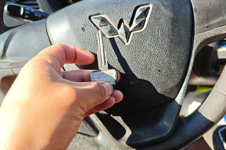 Used Wuling Rongguang 2020 1.2L S Base Model China VI