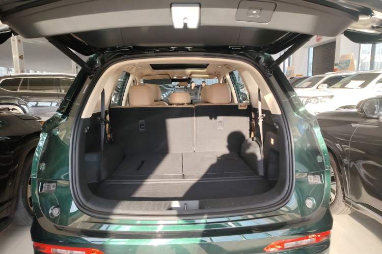 Used Landian E5 PLUS 2025 165 km Long-Range Version PLUS 7-Seater