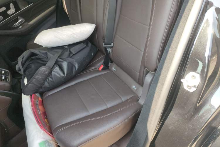 Used Mercedes-Benz GLE 2023 GLE 350 4MATIC Stylish Model
