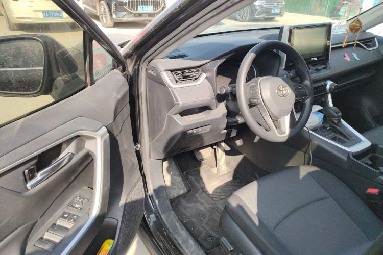 Used Toyota RAV4 2020 2.0L CVT 4x4 Trend Edition