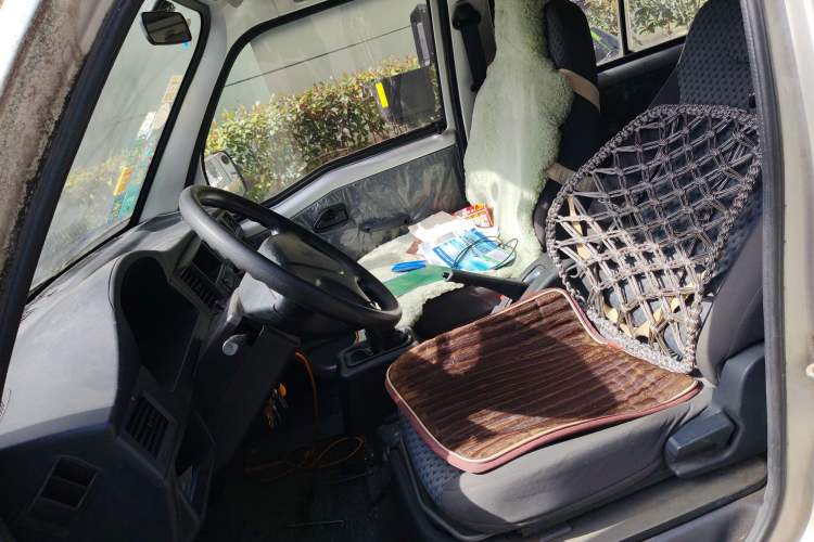 Used Wuling Zhiguang 2015 1.2L Practical LS-I Model