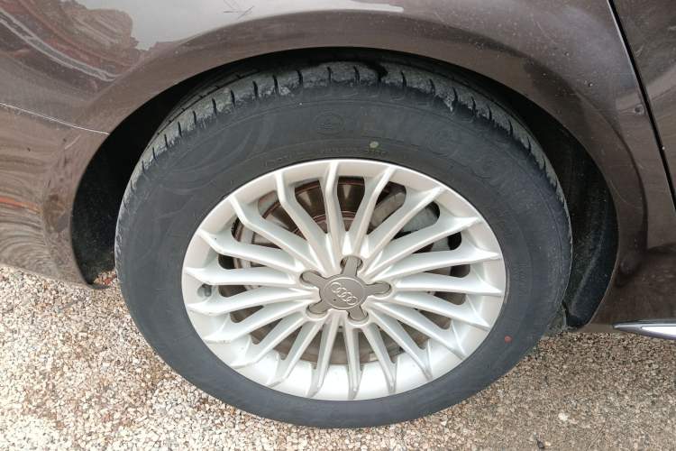 Used Audi A4L 2016 35 TFSI Collector's Edition Automatic Standard Model Exterior 5