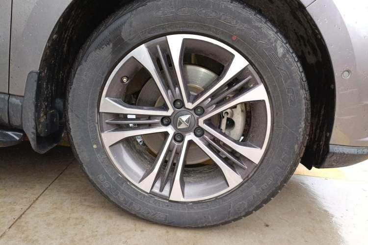 Used BORGWARD BX7 2016 28T Four-wheel Drive Luxury Edition 5 Seats
