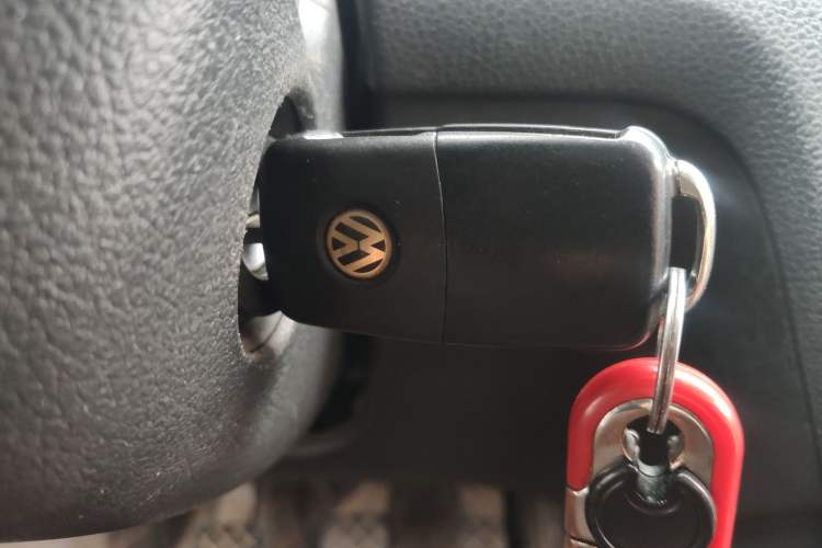 Used Volkswagen Santana 2016 1.6L Manual Fashion Edition
