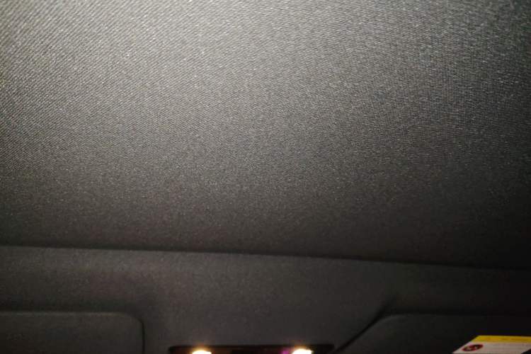 Used Li Auto Li Auto i6 2025 Model Four-Wheel-Drive Standard Type
