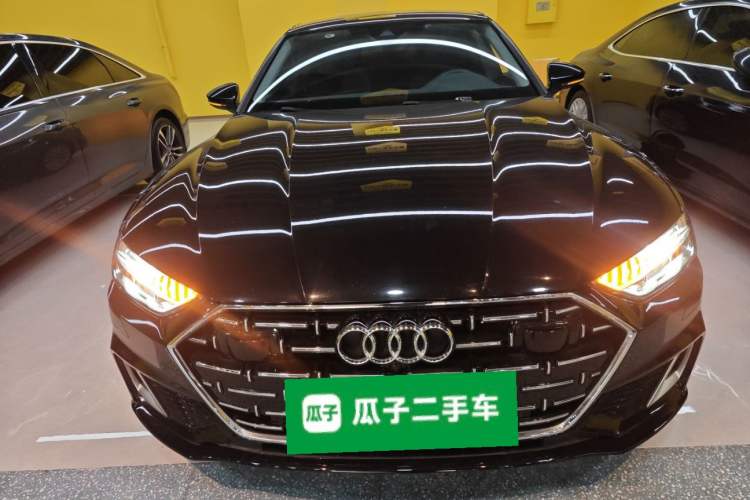 Used Audi A7L 2024 45TFSI S-line Dream-Building Edition Flow Crystal Package
