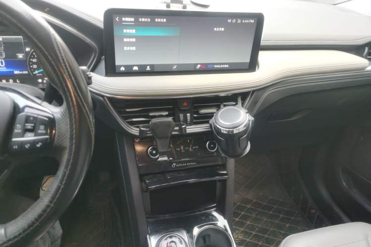 Used Ford Escape 2020 EcoBoost 245 Two-Wheel Drive Smart & Enjoyment Model