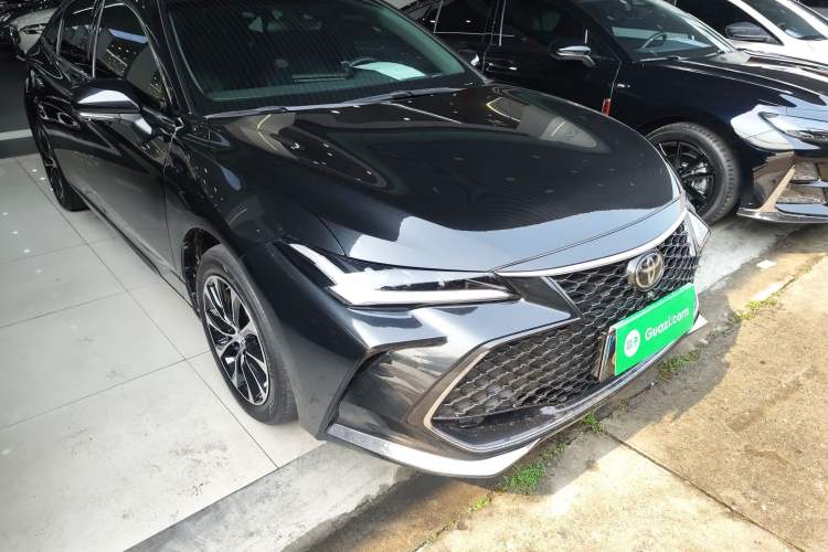 Used Toyota Avalon 2023 2.5L Luxury Edition Front Right 45 Deg