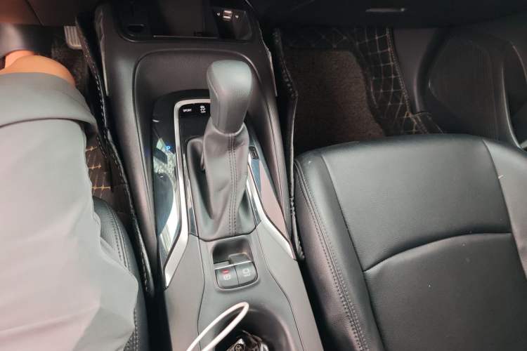 Used Toyota Levin 2019 185T CVT Luxury Edition China VI Standard