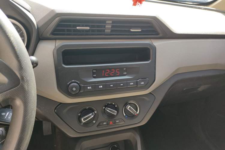 Used Wuling Hongguang 2018 1.5L S Standard Version L2B