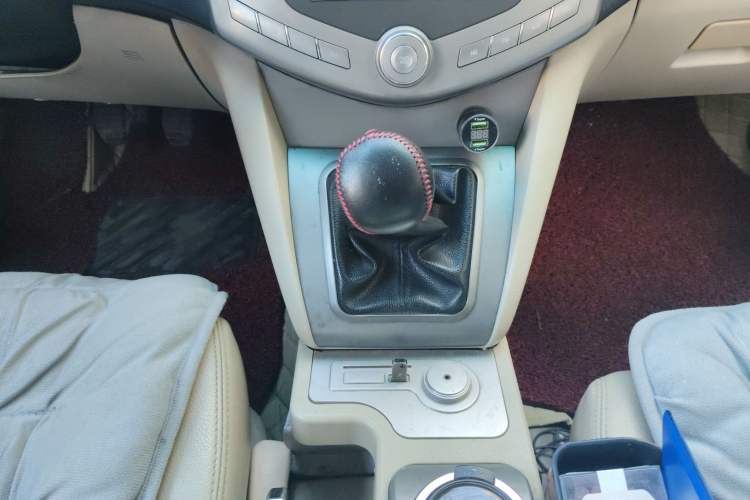 Used BYD S6 2012 2.0L Manual Luxury Version