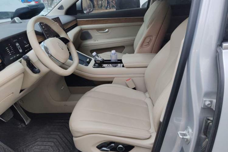 Used Hima AITO M7 2024 1.5T Rear-Drive Plus Version 6 Seats Left Front Seat