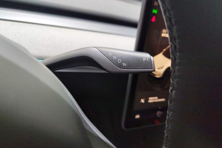 Used Tesla Model Y 2024 Long-Range All-Wheel-Drive Version