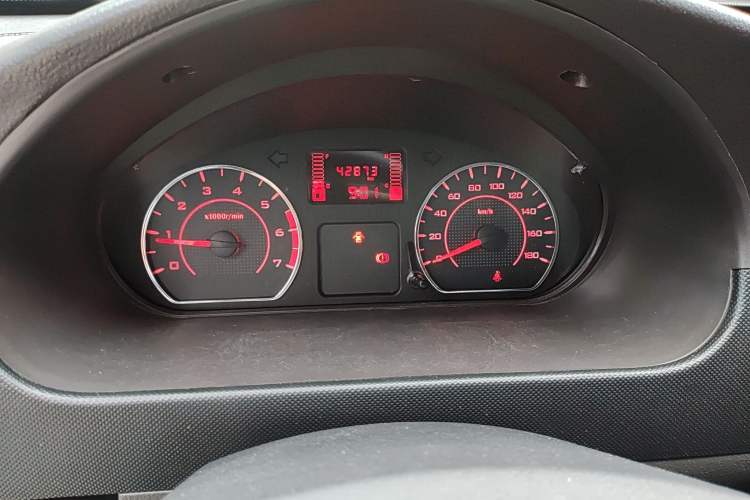 Used Wuling Rongguang S 2023 1.5L Base Version 5/7 Seats Instrument Cluster