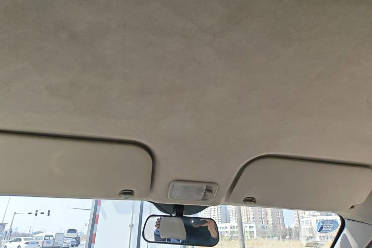 Used Wuling Rongguang V 2016 1.5L Practical Version
