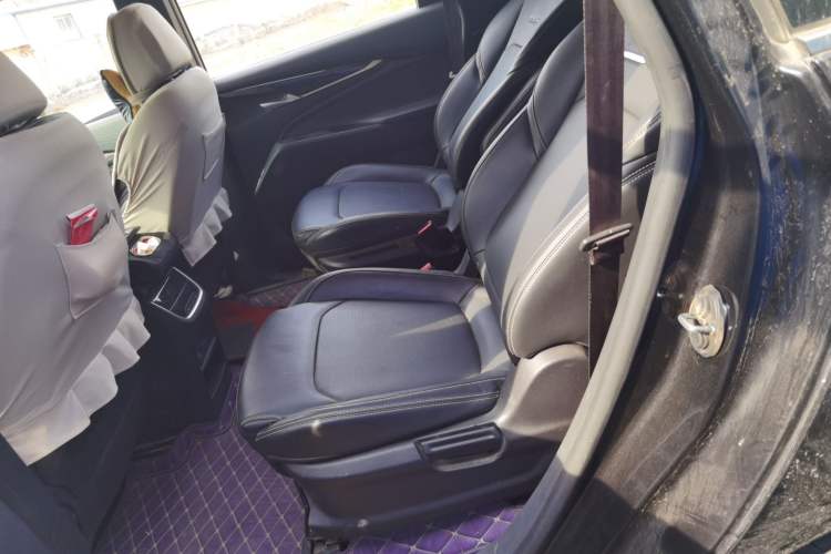 Used SAIC MAXUS G50 2020 1.5T Automatic Elite Edition Left Rear Seat