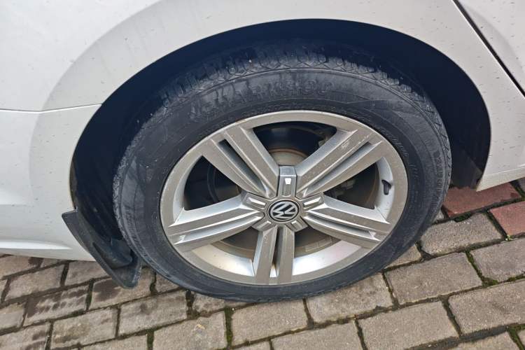 Used Volkswagen Lamando 2018 280TSI DSG Comfort Edition
