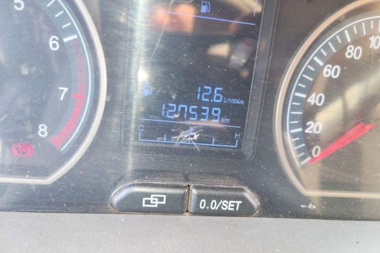 Used FORTHING Joyear X3 2014 1.5L Luxury Model Odometer Close Up