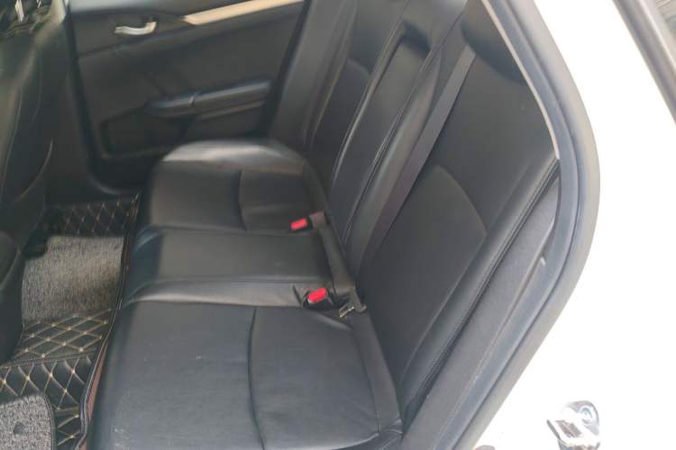 Used Honda Civic 2016 220TURBO CVT Luxury Edition
