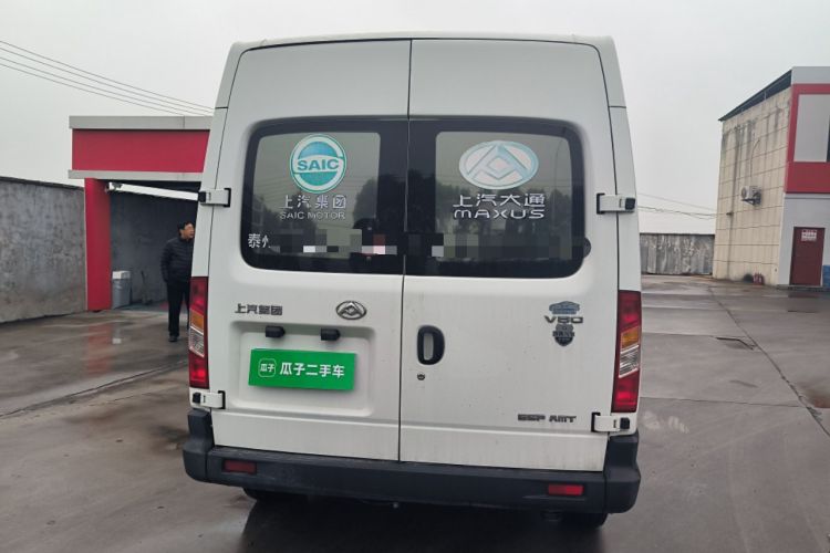 Used SAIC MAXUS Xintu V80 2019 2.5T Classic Model AMT Aoyuntong Long Wheelbase Mid-Roof 7-Seater
