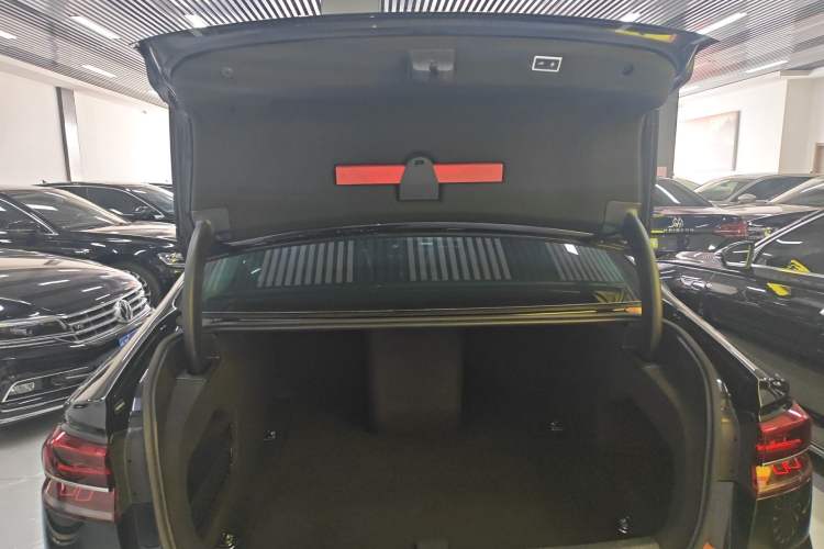 Used Volkswagen Phideon 2018 380TSI Two-Wheel-Drive Flagship Edition
