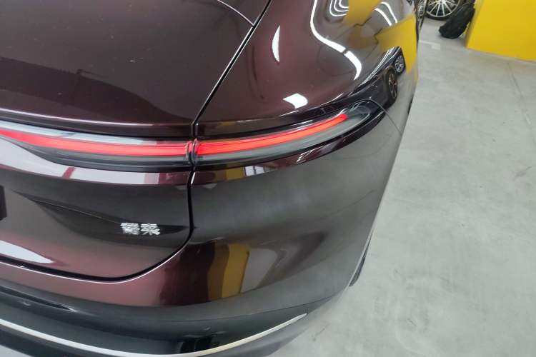 Used Nio ET9 2025 100kWh Signature Edition Right Rear Taillight