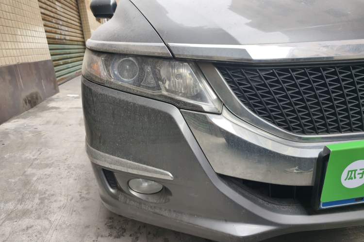 Used Honda Odyssey 2009 2.4L Comfort Edition Right Front Headlight