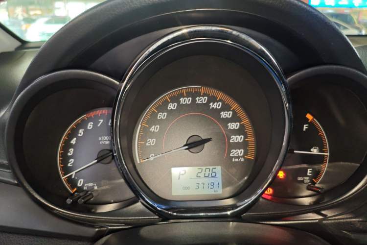 Used Toyota YARiS L Zhi Xuan 2020 X-Trail X 1.5L CVT Leading Edition
