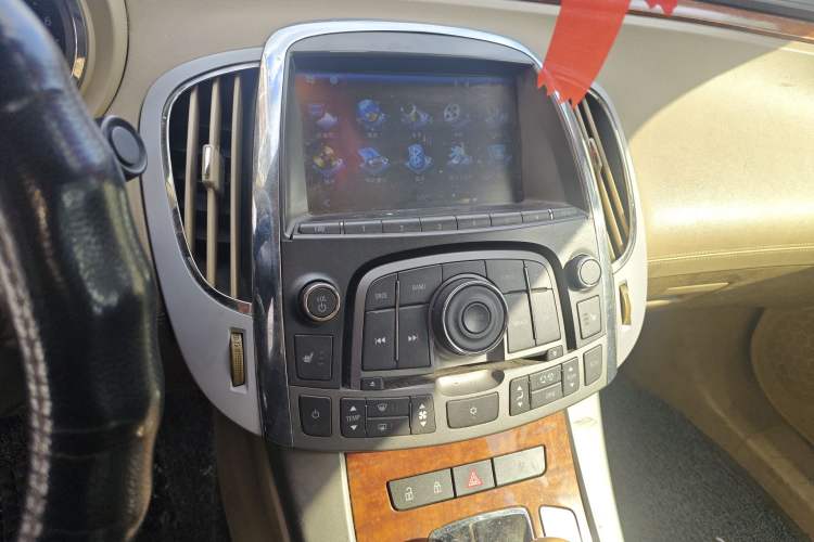 Used Buick LaCrosse 2011 2.4L SIDI Elegant Edition