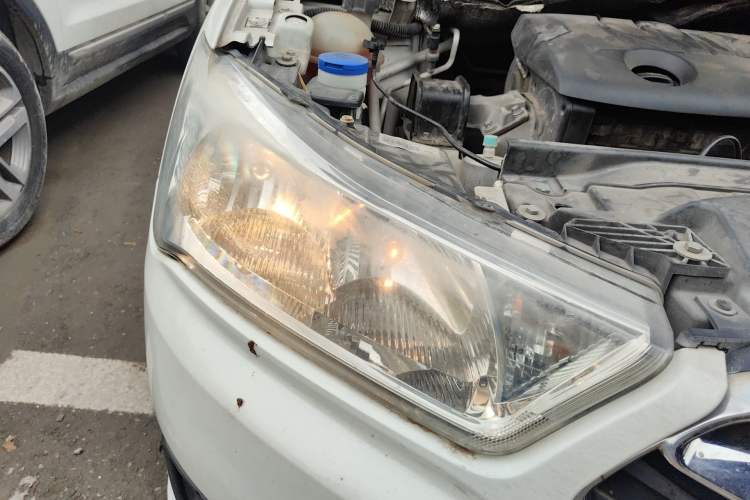 Used Citroen C-Quatre 2013 Sedan 1.6L Manual - Prestige Model Right Front Headlight